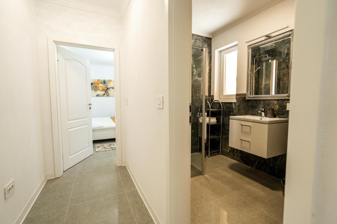 Armada Aparthotel Алба-Юлия Экстерьер фото
